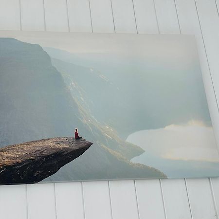 Appartamento Fjord Road Hjelmeland Esterno foto
