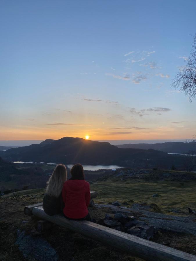 Appartamento Fjord Road Hjelmeland Esterno foto