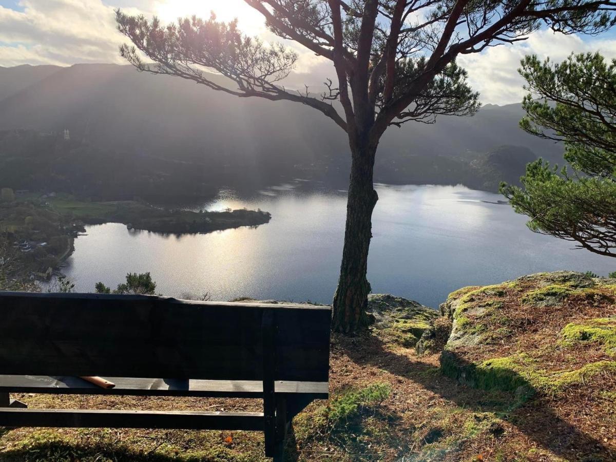 Appartamento Fjord Road Hjelmeland Esterno foto