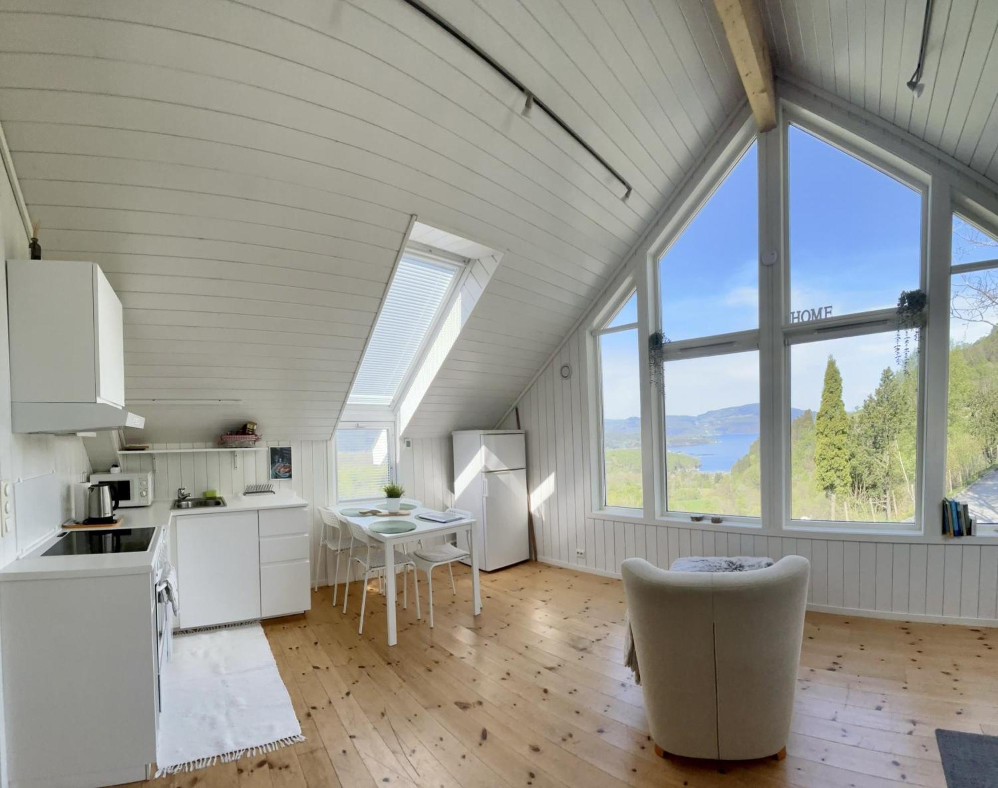 Appartamento Fjord Road Hjelmeland Esterno foto