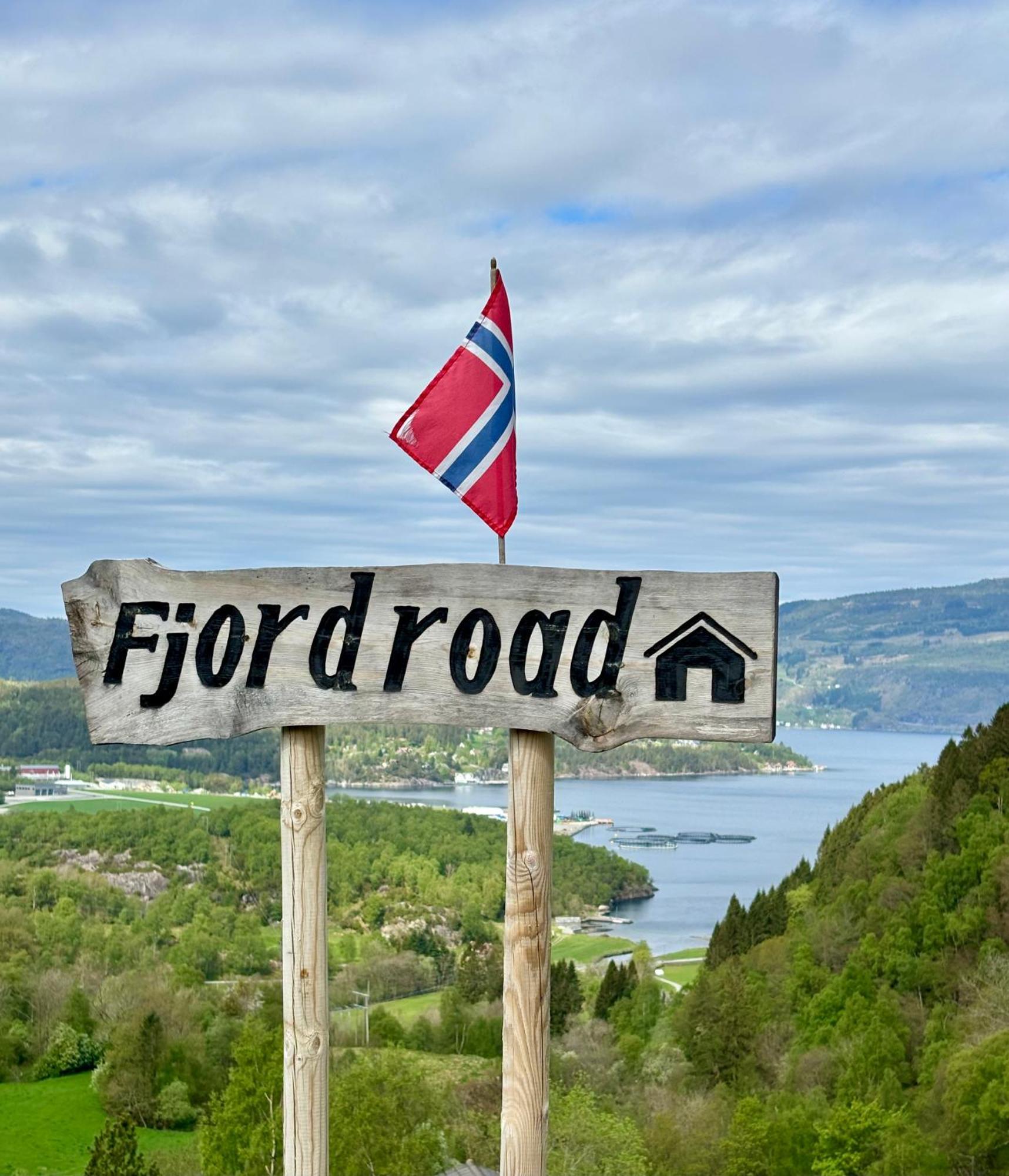 Appartamento Fjord Road Hjelmeland Esterno foto